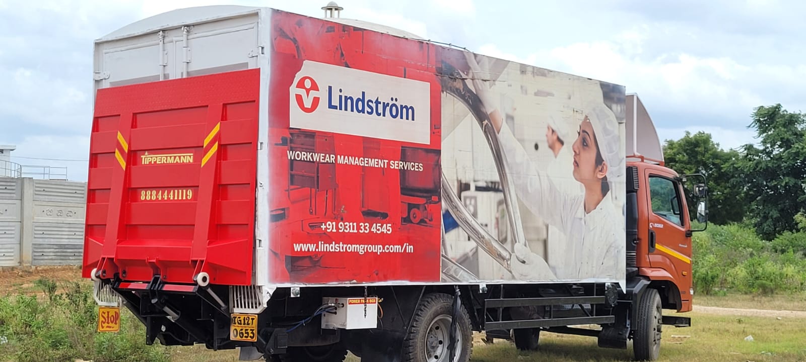 Cantilever Lifts TSCL 2000 Kg